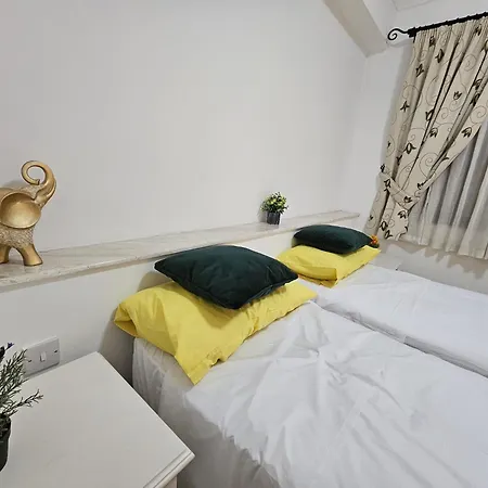 Luxury Near Hilton Apartament