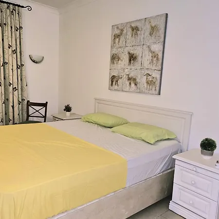 Luxury Near Hilton *