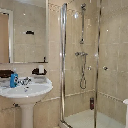 Luxury Near Hilton St. Julian's