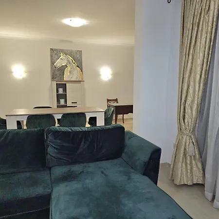 Luxury Near Hilton Apartament *