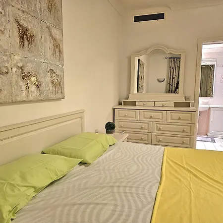 Luxury Near Hilton Apartament *